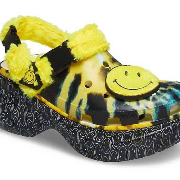 Women's Crocs Classic Bae Buckle Translucent Smile - Picture 1 of 4